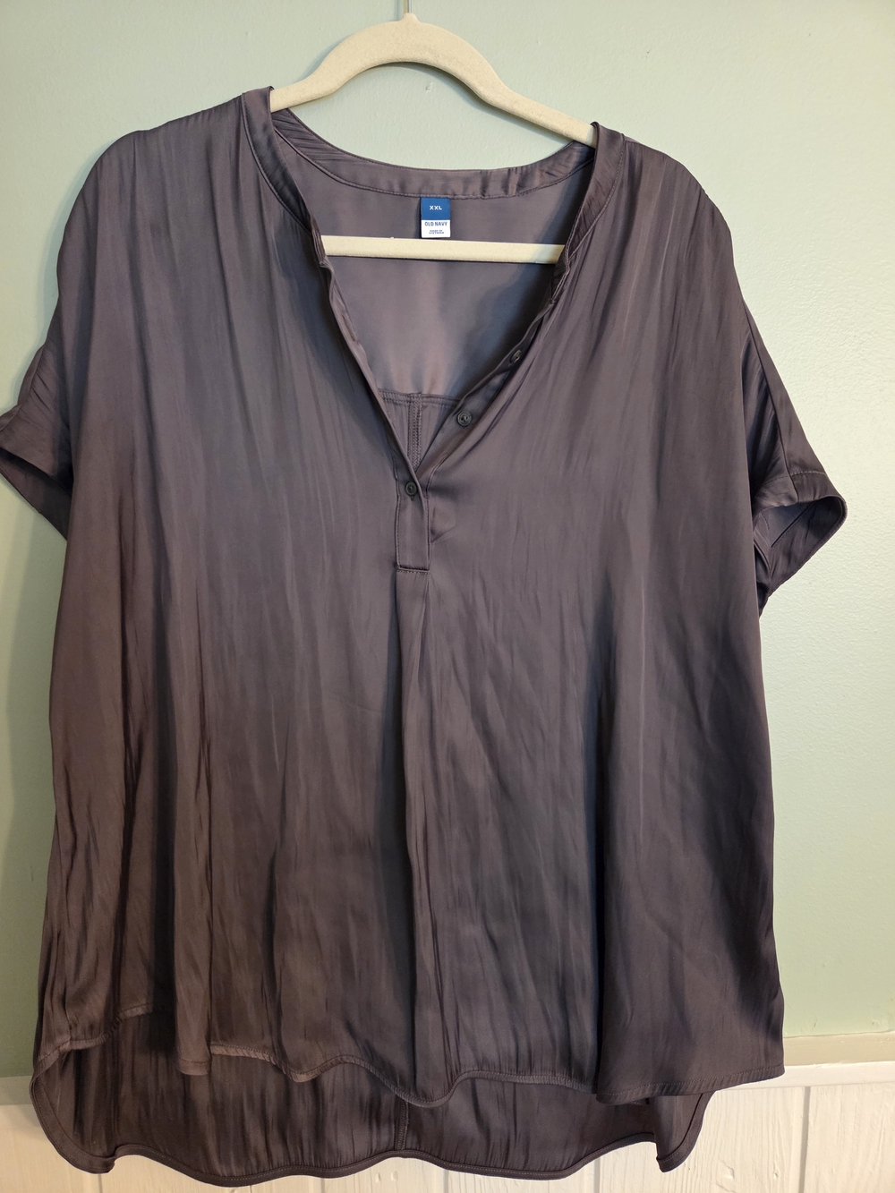 Old Navy Satin-Like Short Sleeve Blouse in Slate Purple